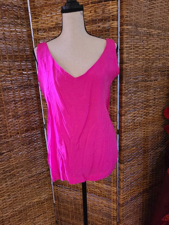 Vintage Express Hot Pink 100% Silk V-Neck Tank Top Blouse Small - Picture 1 of 5